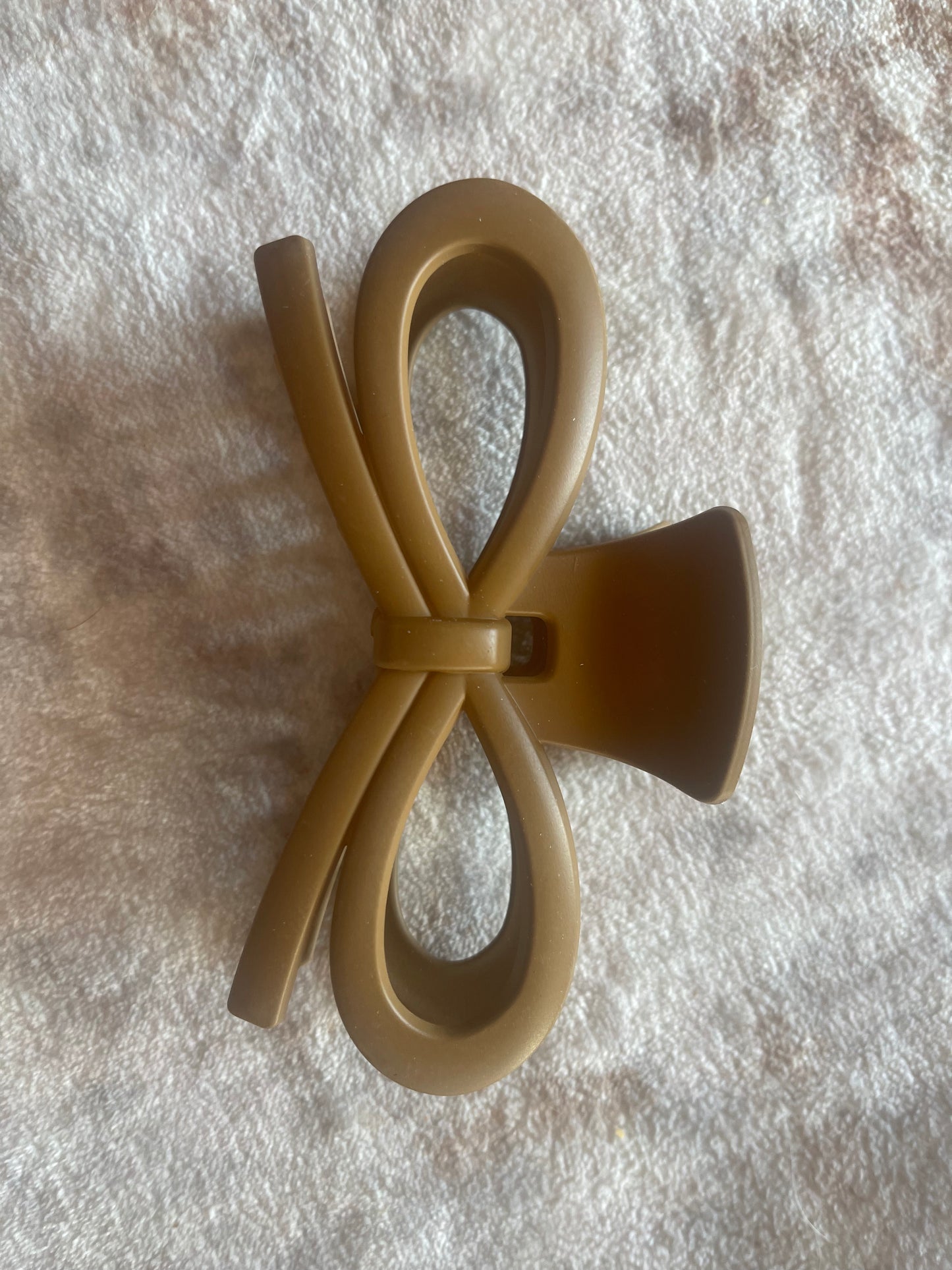 Ribbon Claw Clip