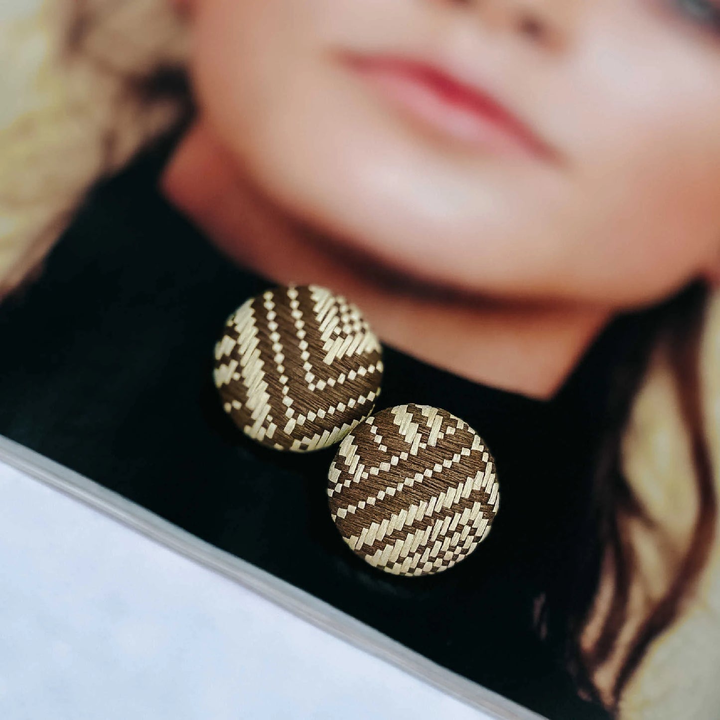 RATTAN BUTTON EARRINGS