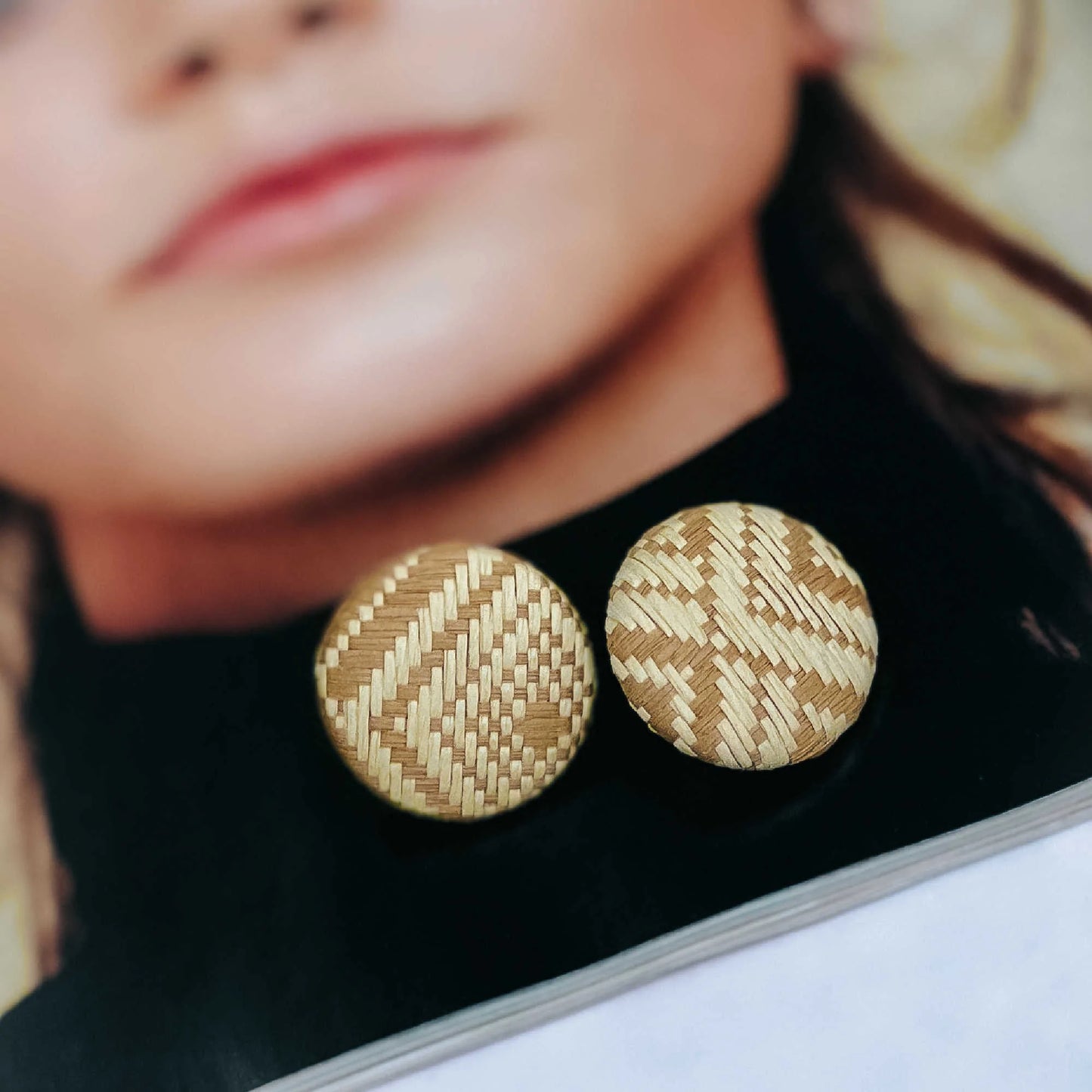 RATTAN BUTTON EARRINGS